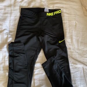 Nike Pro Hyperwarm leggings